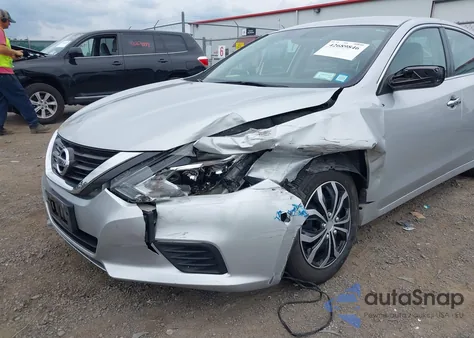 2016 Nissan Altima 2.5/2.5 S/2.5 Sl/2.5 Sr/2.5 Sv from USA, damaged, VIN 1N4AL3APXGC261871
